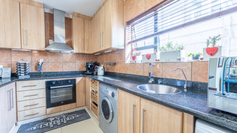 4 Bedroom Property for Sale in West Beach Western Cape